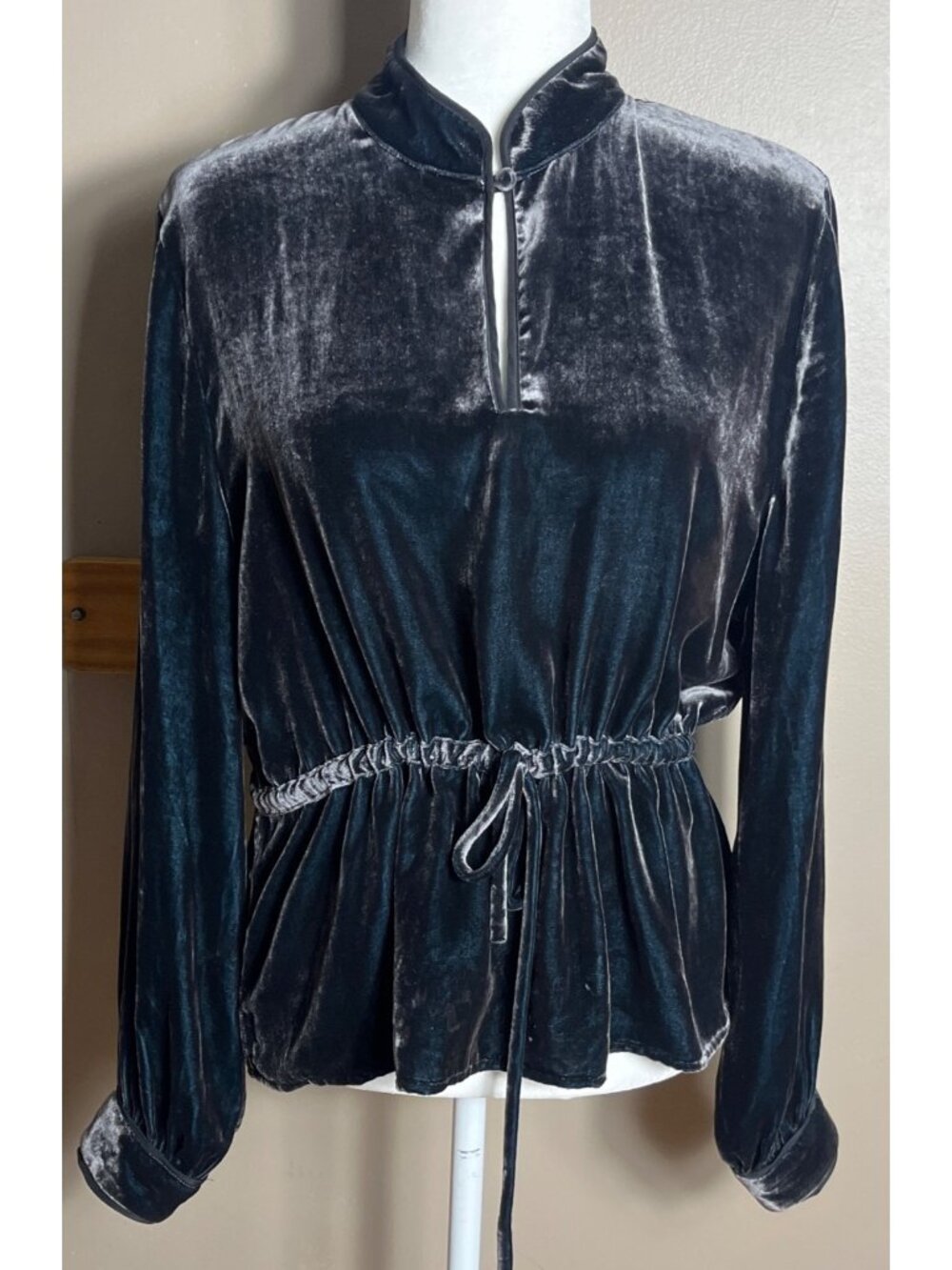 Whimsigoth Dark Feminine Top Witchy Silk Velvet Margret Oleary Luxury Layer Wm M - Picture 5 of 11